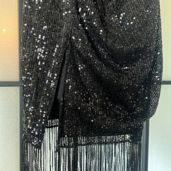 Black sequin fringe dress size Small - Picture 6 of 6
